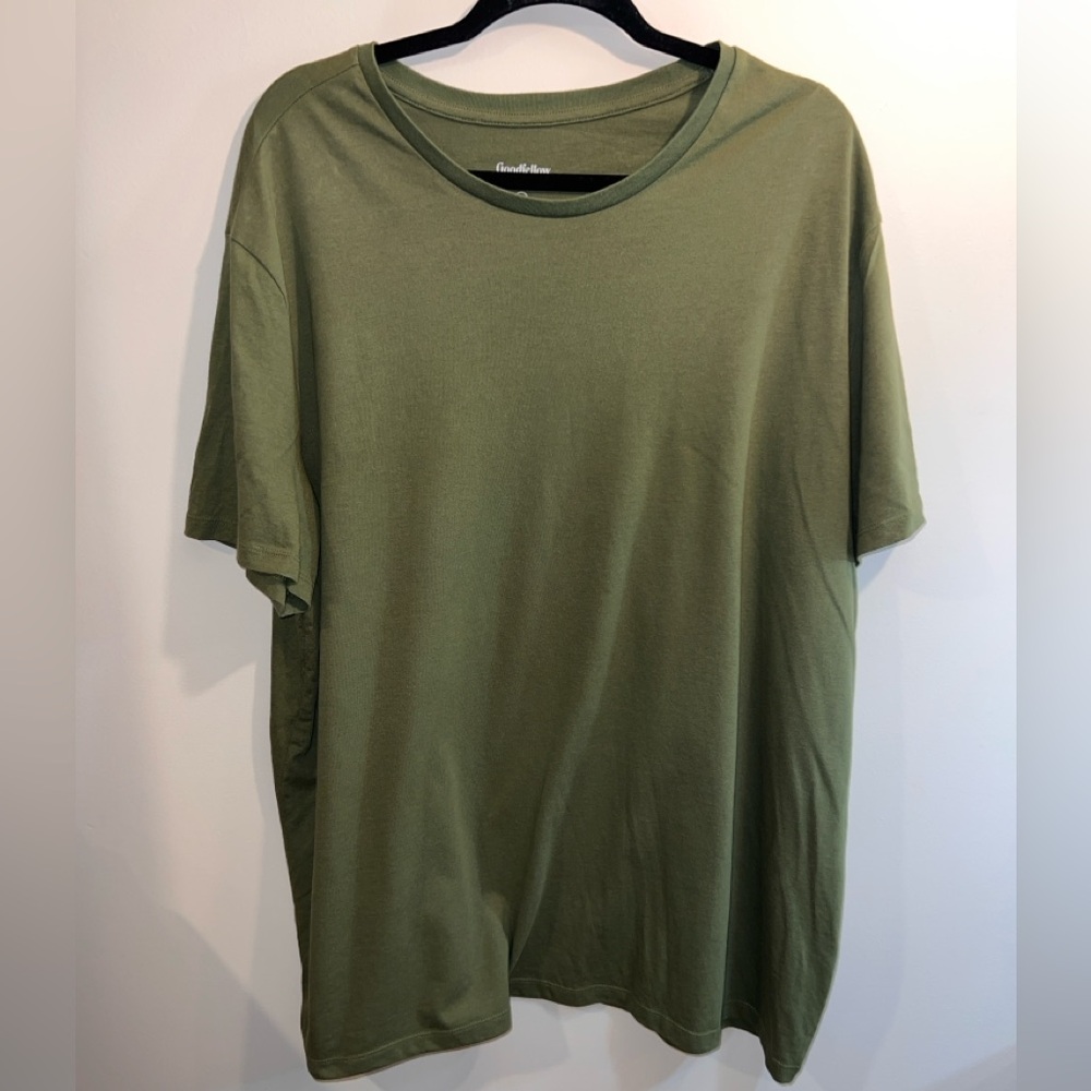 Goodfellow & Co Men’s Green Short Sleeve Tee
